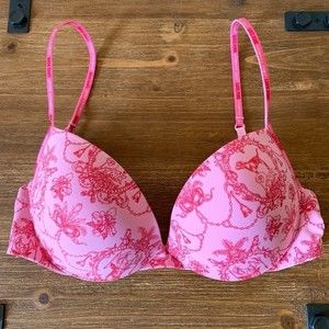Pink Victoria’s Secret Push Up Plunge Molded Cups 36B